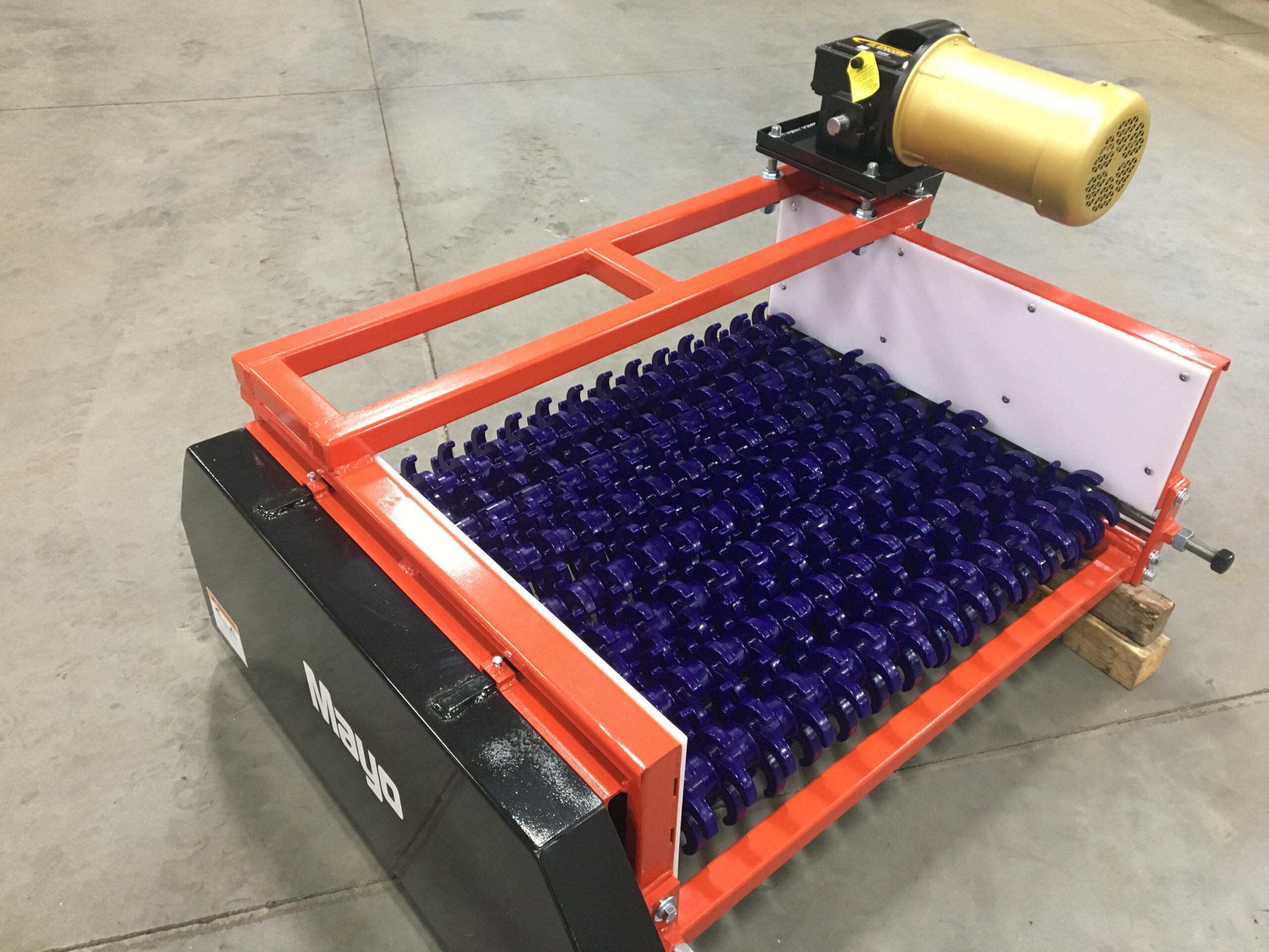 Star and Winged Rubber Roller Tables